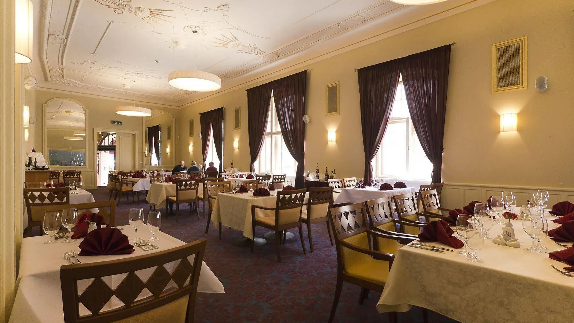 Grandhotel Ambassador Narodni Dum Karlovy Vary 4*,  Çek Cumhuriyeti